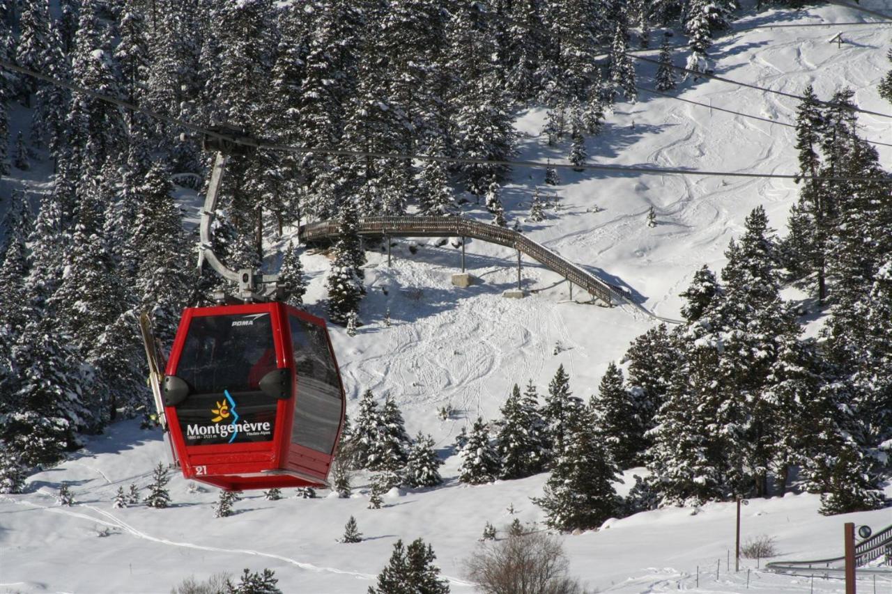 Le Chaberton, Renove En 2021, Pied Des Pistes Et Spa Montgenèvre Exterior foto